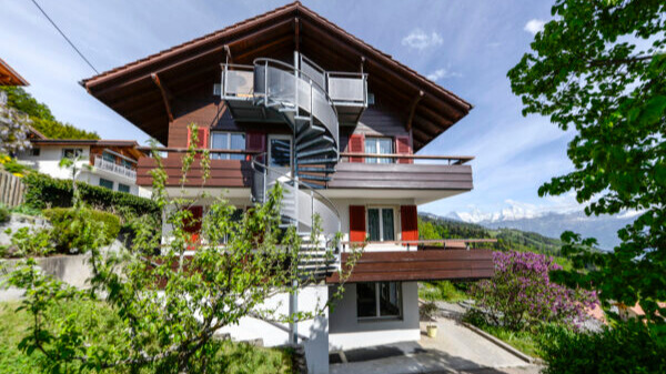 Heiligenschwendi Pension Sonnegg Ostseite.jpg
