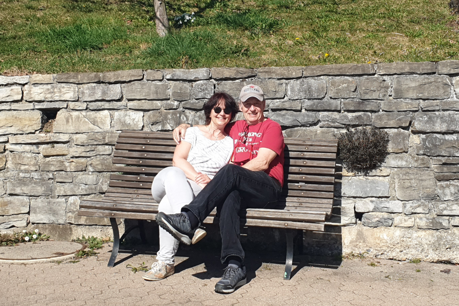 Bild: Beziehungen - die unterschätzte Quelle fürs Glück